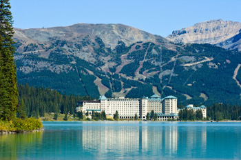 Lake Louise Hotel